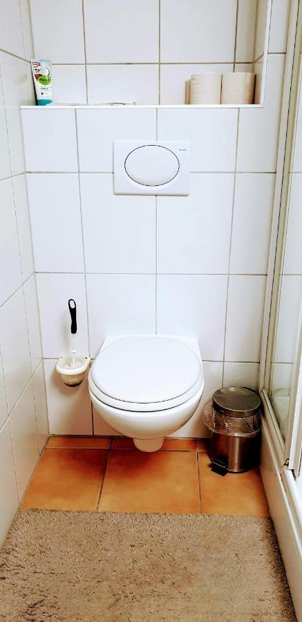 Lichtdurchflutetes Zimmer - Kaeppele Waldbuttelbrunn Exteriör bild